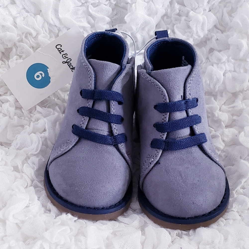 🆕️ Baby Boy High Top Shoes Size 6